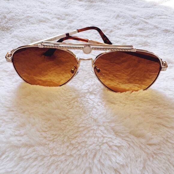 Doug Brown W/ Gold Rim Aviator Sunglasses - Picture 3 of 12
